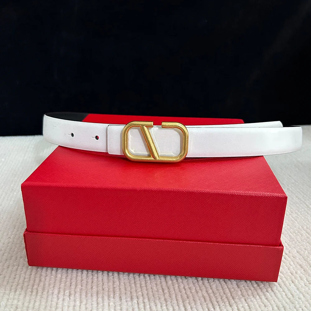 Women's ‌real Leather Belt, High-end Italian Brand Women's Belt, Personalized Business Belt, Versatile Fashion Accessory for Jeans. Suitable for Pairing with Dresses, Trendy Luxury Brand Girl Style Belt, Can Be Used on Both