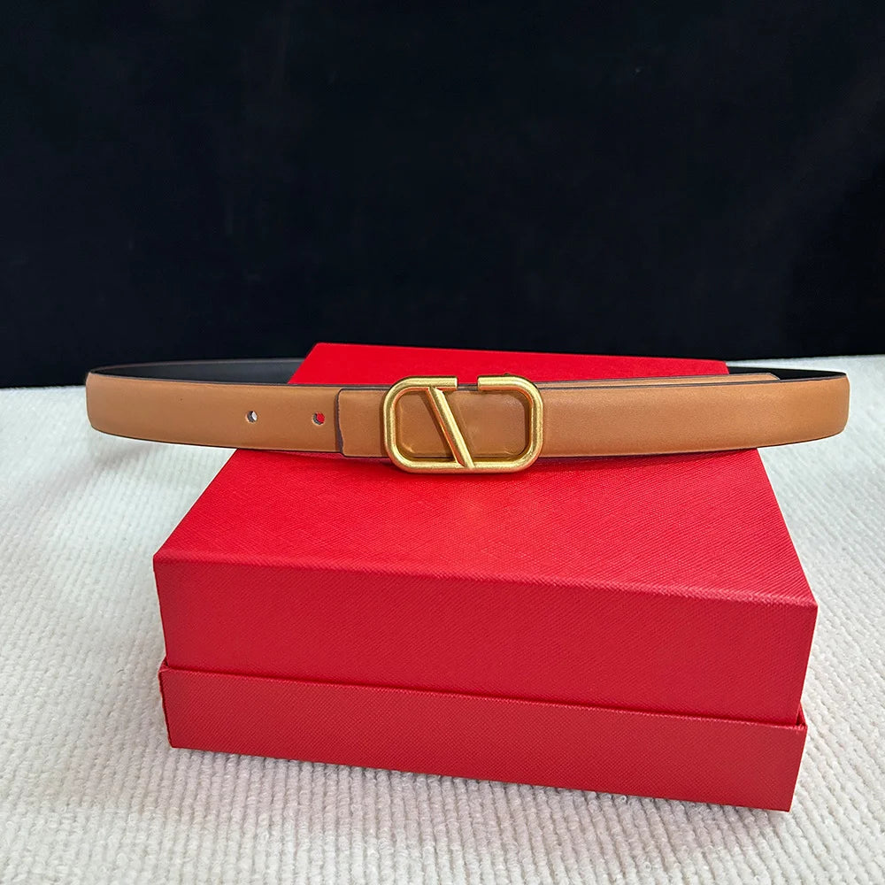 Women's ‌real Leather Belt, High-end Italian Brand Women's Belt, Personalized Business Belt, Versatile Fashion Accessory for Jeans. Suitable for Pairing with Dresses, Trendy Luxury Brand Girl Style Belt, Can Be Used on Both