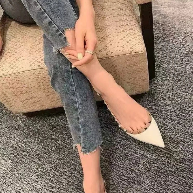 High-quality fashionable high-heeled shoes. Women's retro rivet pointed-toe patent leather casual comfortable office sandals